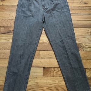 Bill Blass Gray Straight Jeans Classic Style